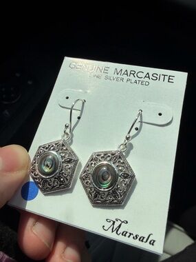 Silver-Plated Hexagon Abalone Drop Earrings - Marsala